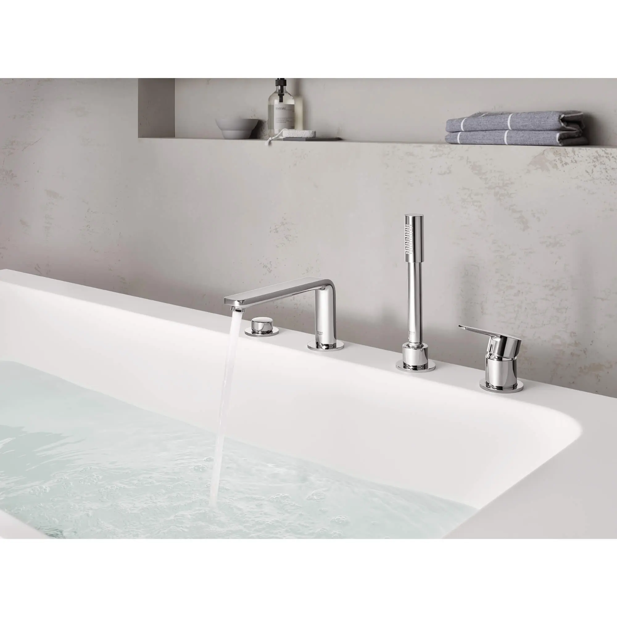 4-Hole Single-Handle Deck Mount Roman Tub Faucet with 1.75 GPM (6.6 L/min) Hand Shower - Image 5