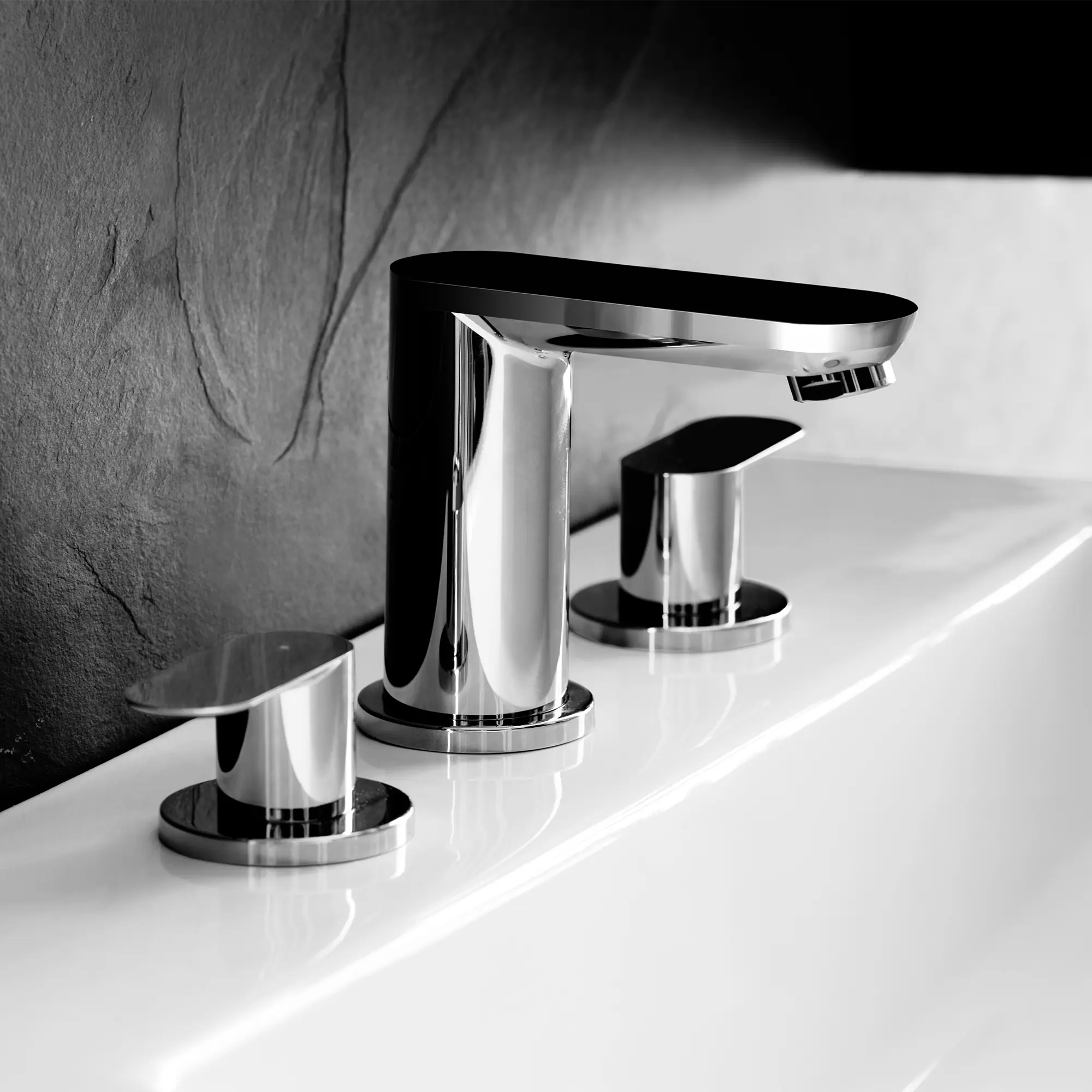 8-inch Widespread 2-Handle S-Size Bathroom Faucet, 1.2 GPM (4.5 L/min) - Image 4
