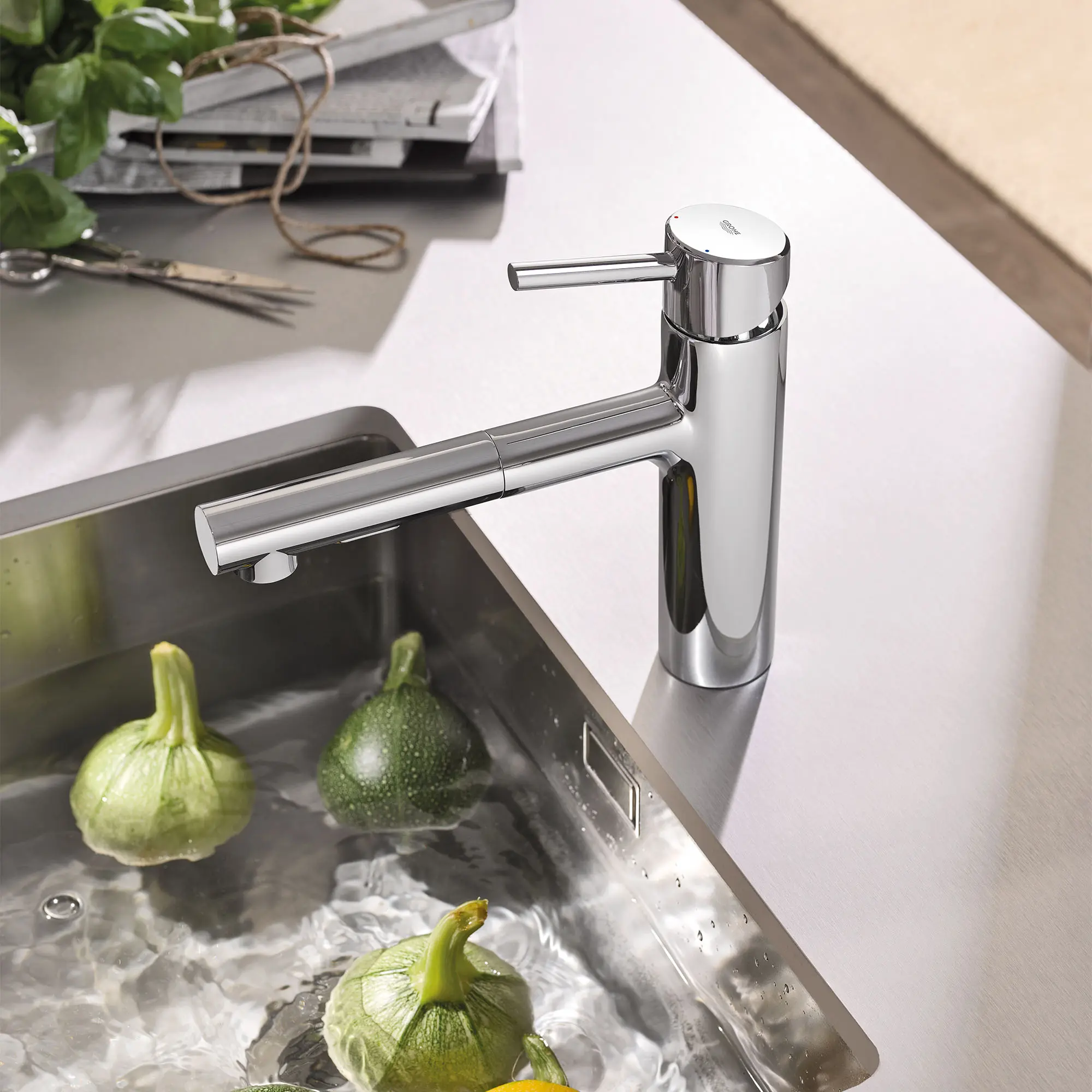 Concetto Single-Handle Pull-Out Kitchen Faucet Dual Spray 1.5 GPM (5.7 L/min) - Image 7