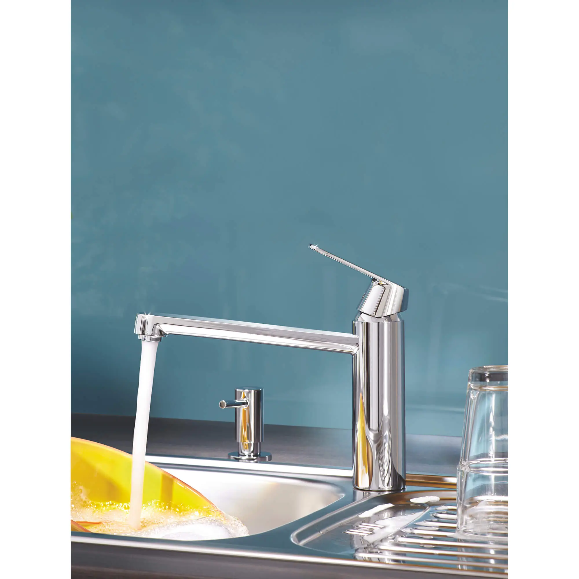 Cosmopolitan Soap Dispenser - Image 6