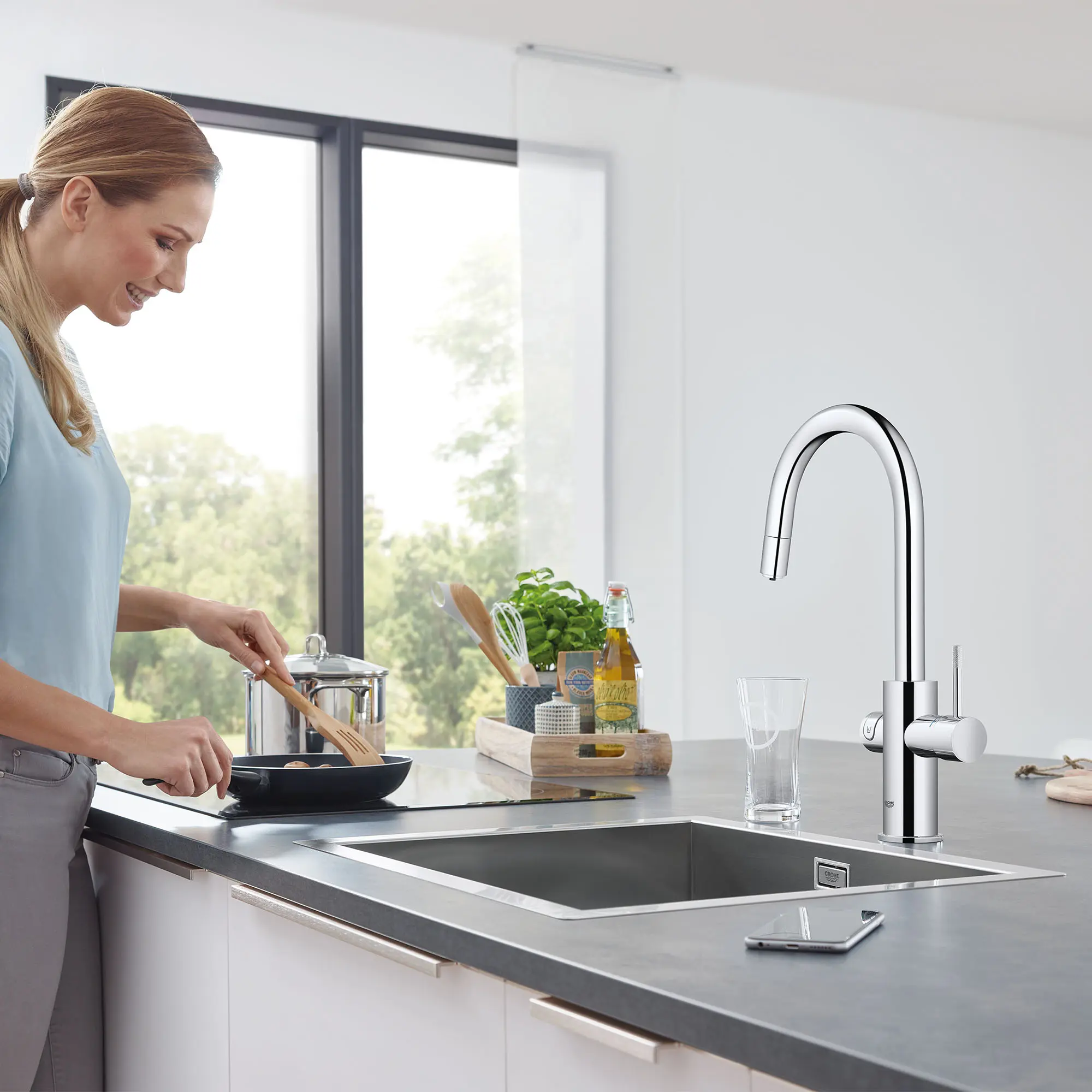 GROHE Blue Single-Handle Pull Down Kitchen Faucet Single Spray 1.75 GPM (6.6 L/min) with Chilled & Sparkling Water - Image 18