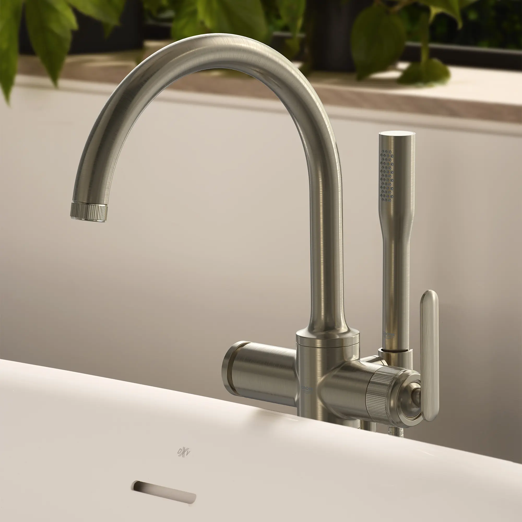 Listra Single-Handle Freestanding Tub Faucet with 1.75 gpm (6.6L/min) Hand Shower - Image 32