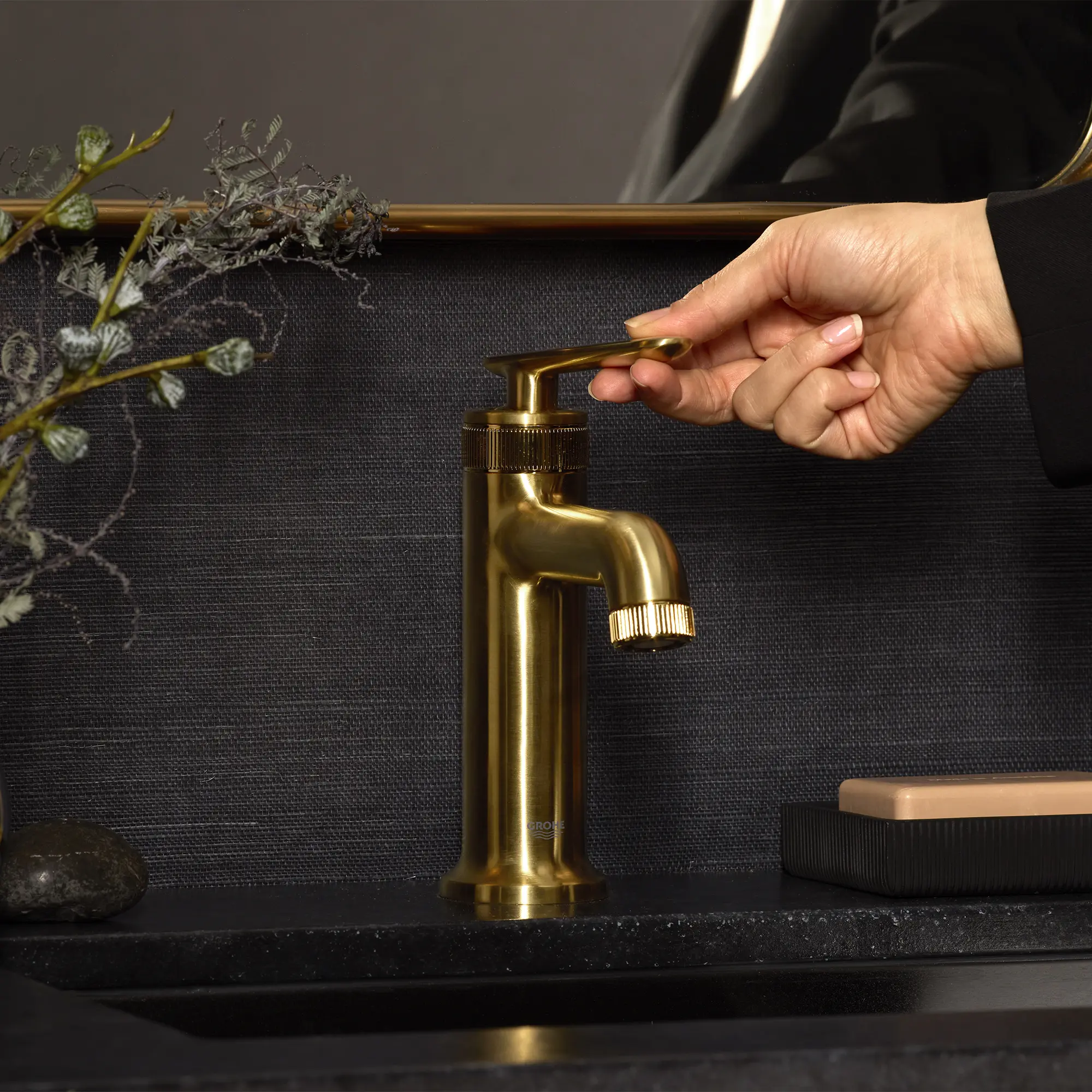Listra Single Hole Single-Handle M-Size Bathroom Faucet, 1.2 gpm (4.5L/min) - Image 27