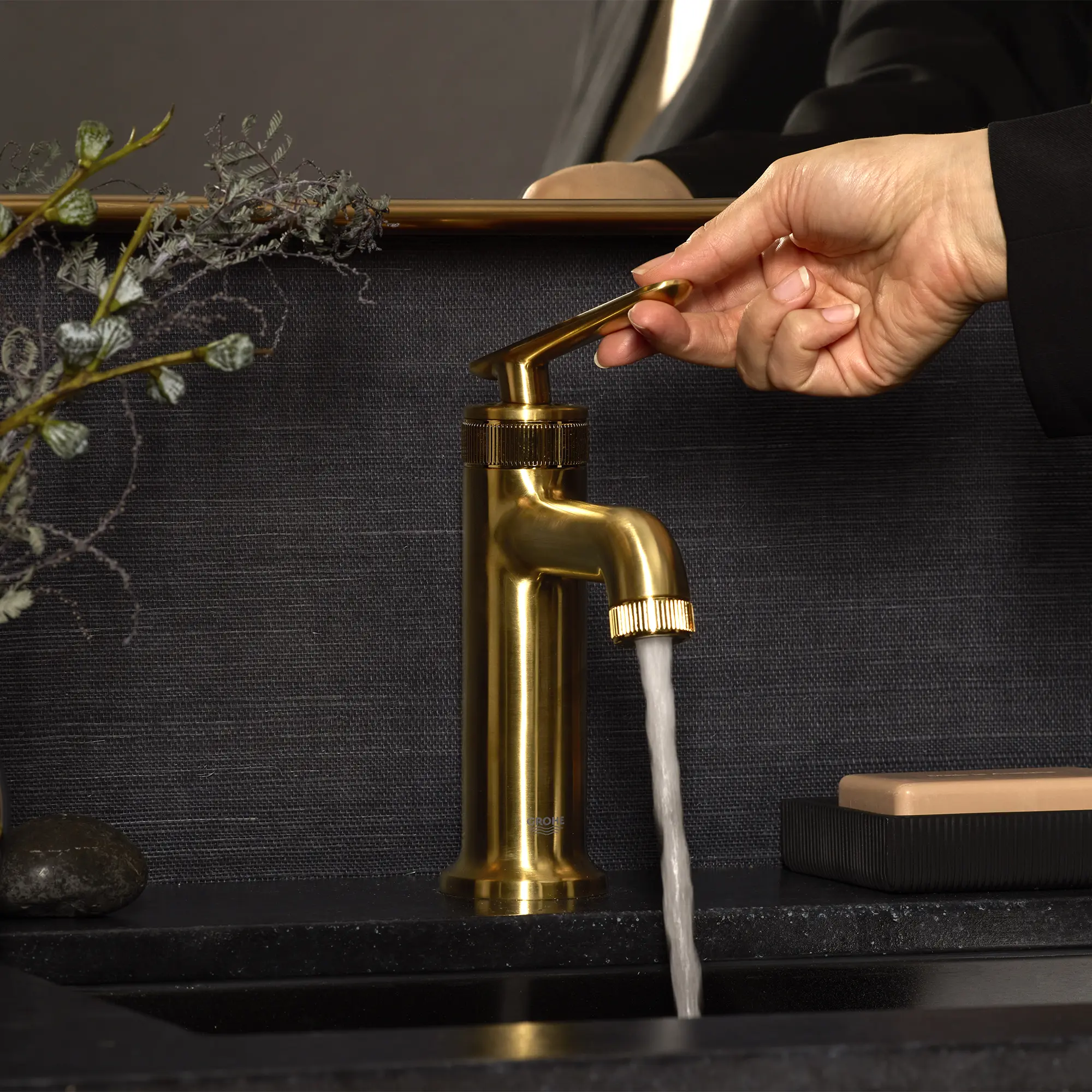Listra Single Hole Single-Handle M-Size Bathroom Faucet, 1.2 gpm (4.5L/min) - Image 28