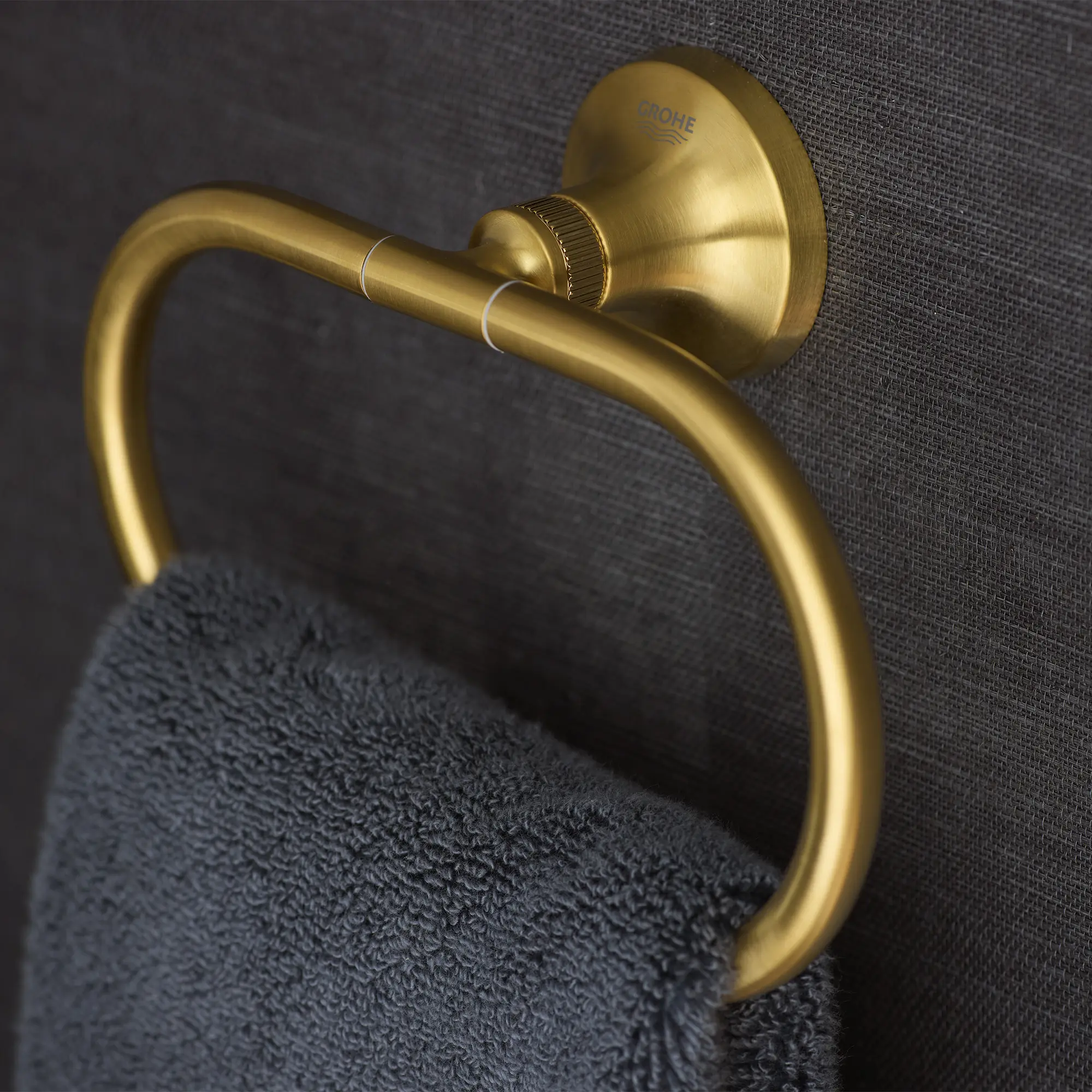 Listra Towel Ring - Image 12