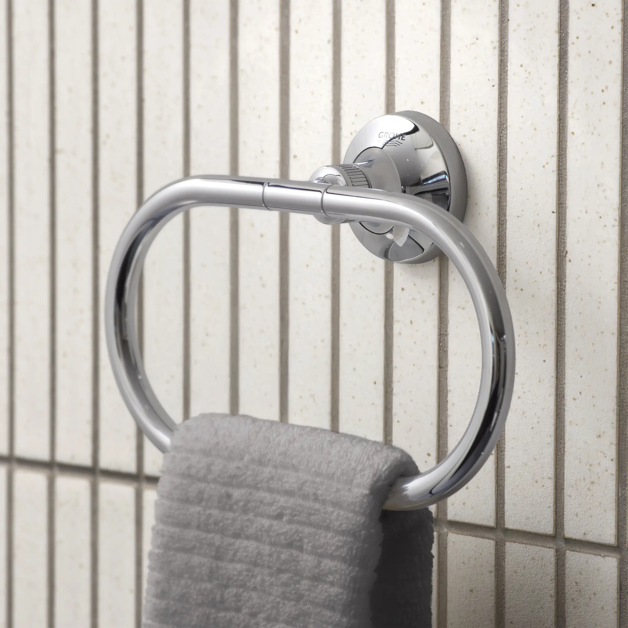 Listra Towel Ring - Image 6