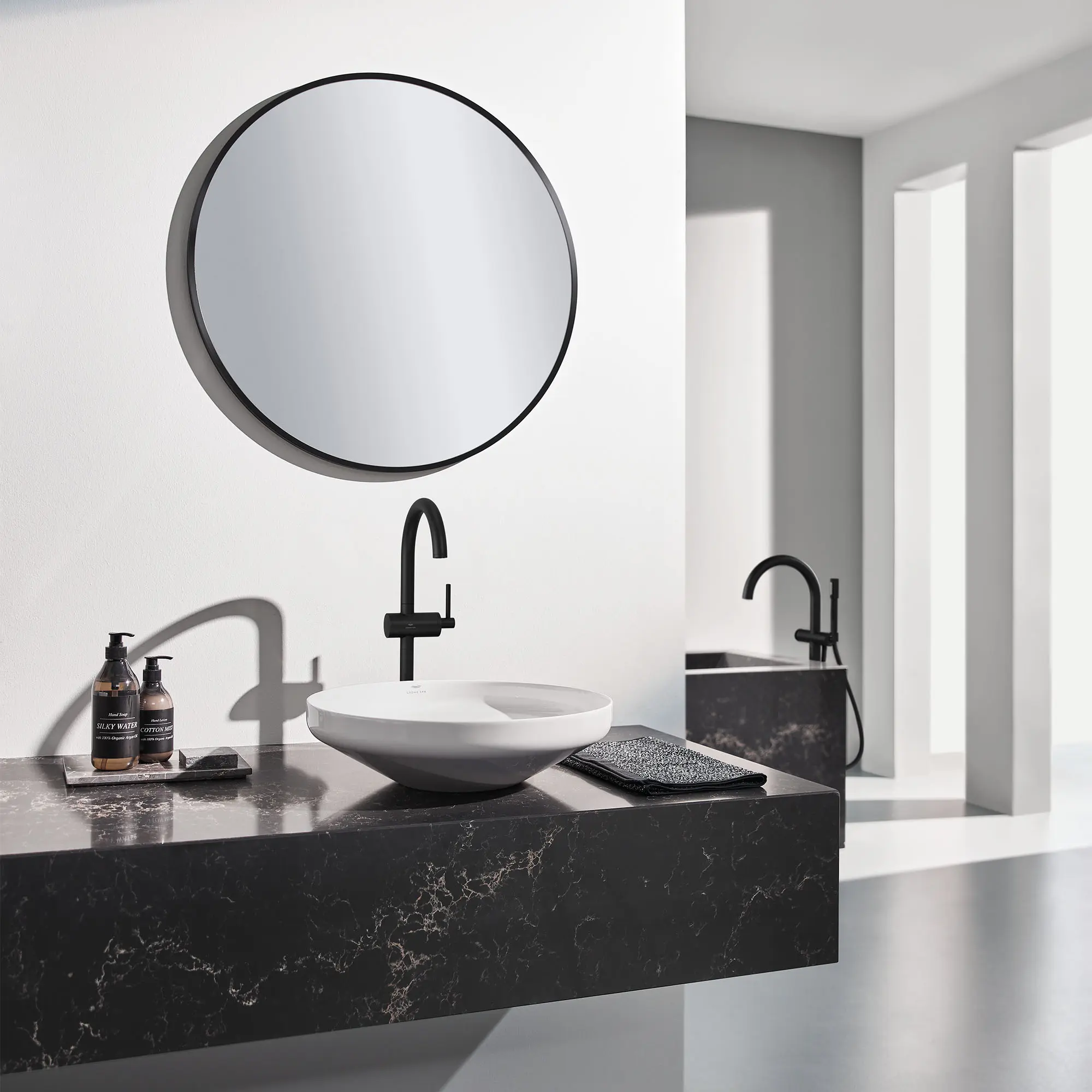 Atrio Single Hole Single-Handle L-Size Bathroom Faucet, 1.2 GPM (4.5 L/min) - Image 7