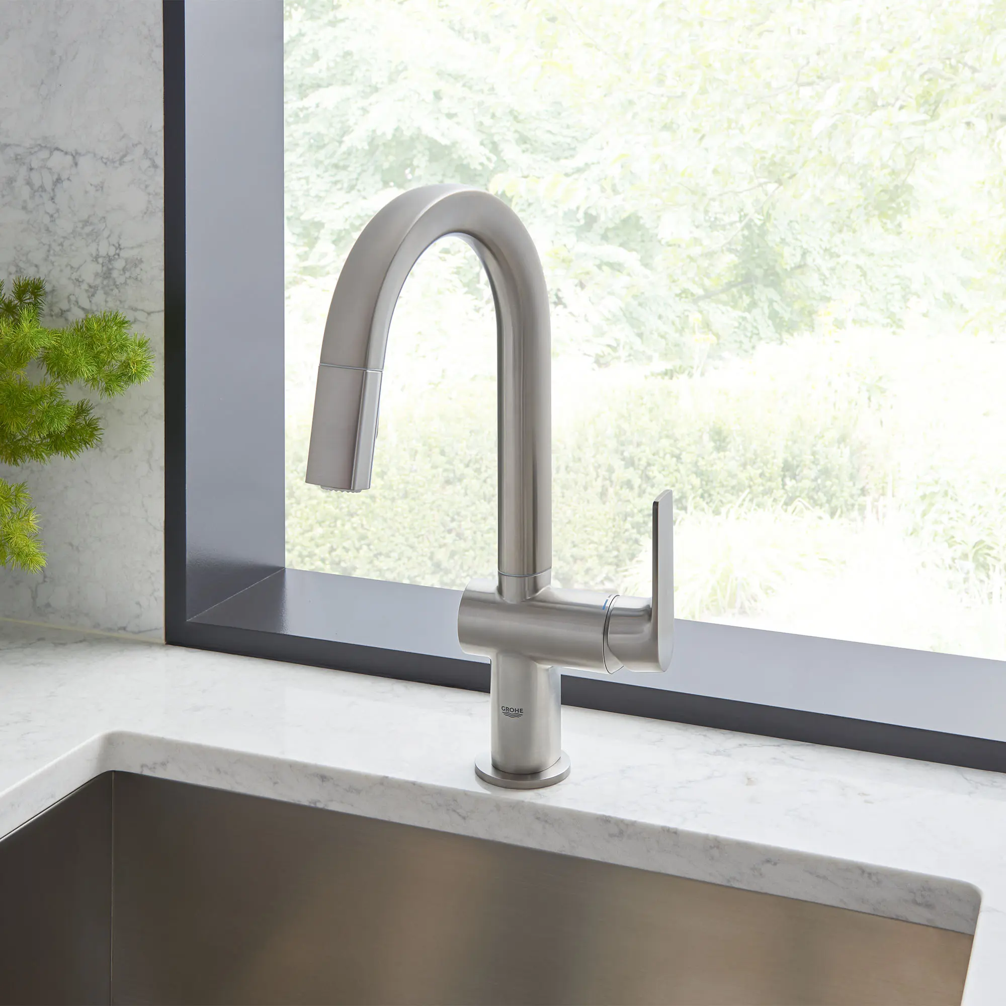 Single-Handle Pull Down Kitchen Faucet Dual Spray 1.75 GPM (6.6 L/min) - Image 8