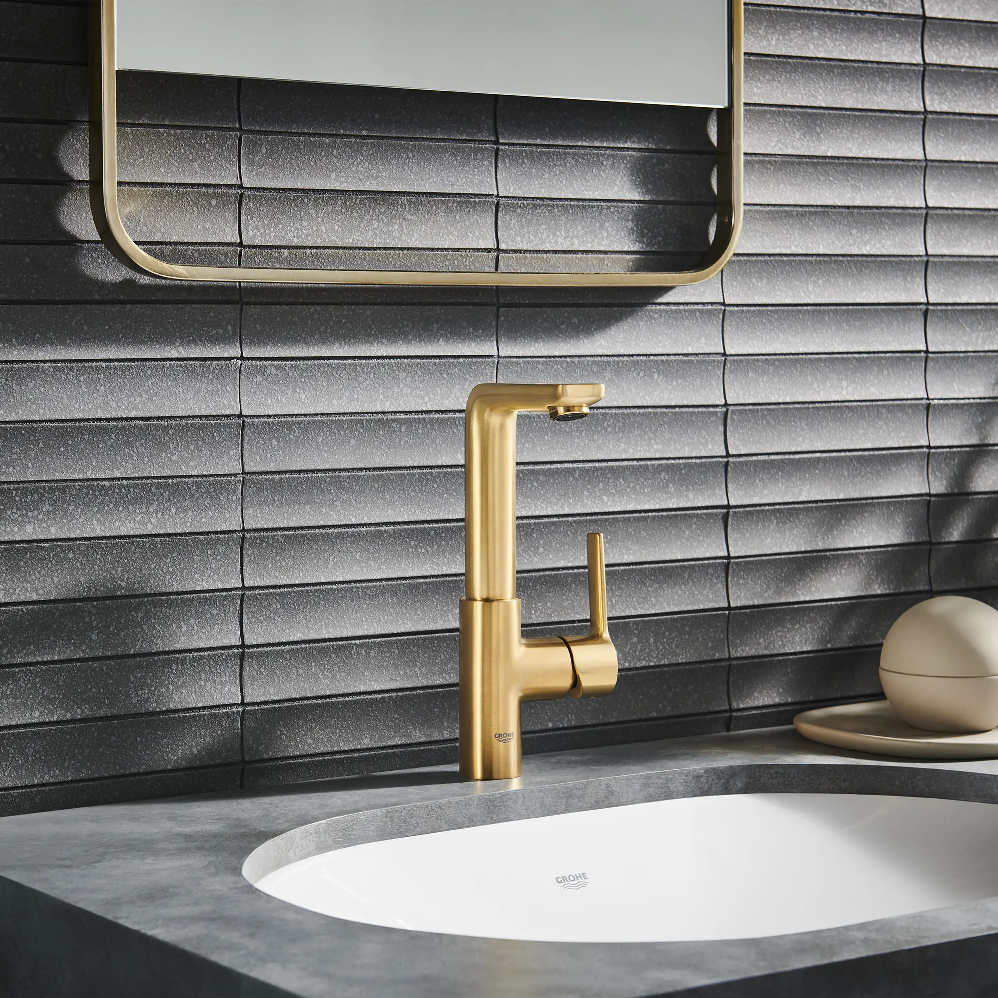 Single Hole Single-Handle L-Size Bathroom Faucet, 1.2 GPM (4.5 L/min) - Image 12