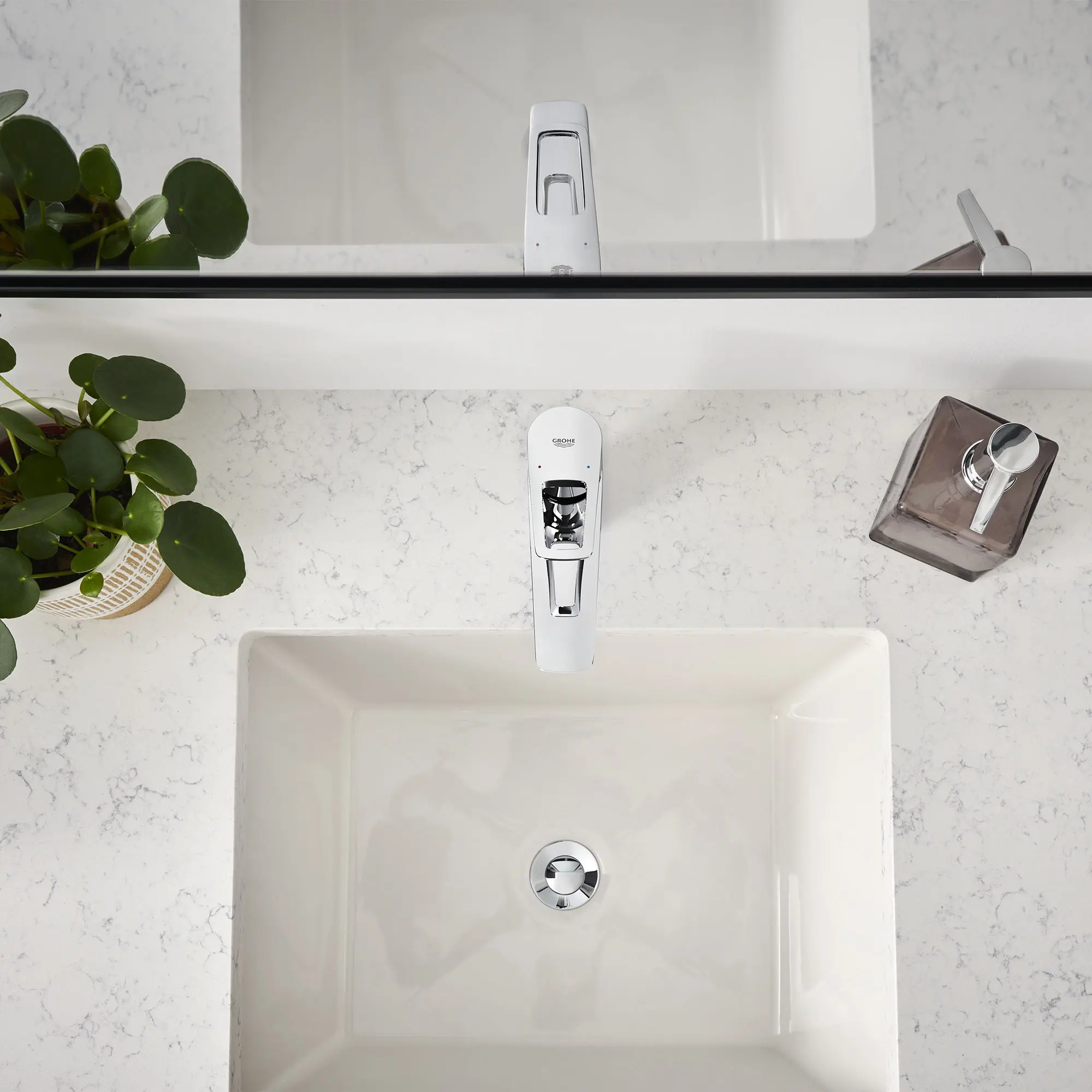 Single Hole Single-Handle M-Size Bathroom Faucet, 1.2 GPM (4.5 L/min) - Image 8