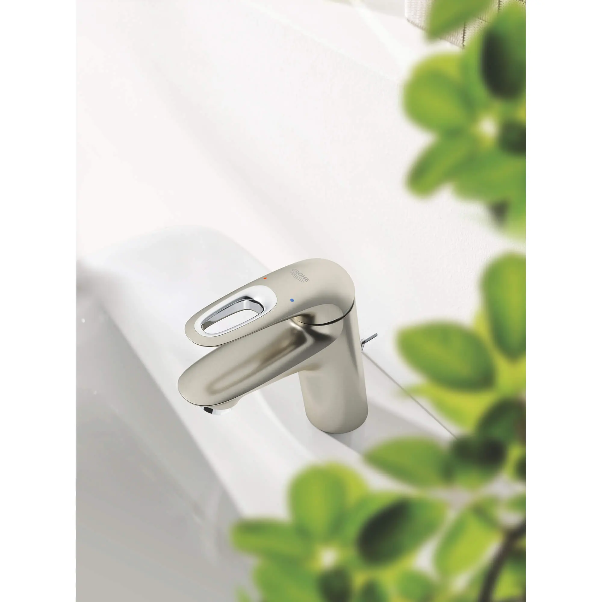Single Hole Single-Handle S-Size Bathroom Faucet 1.2 GPM - Image 3