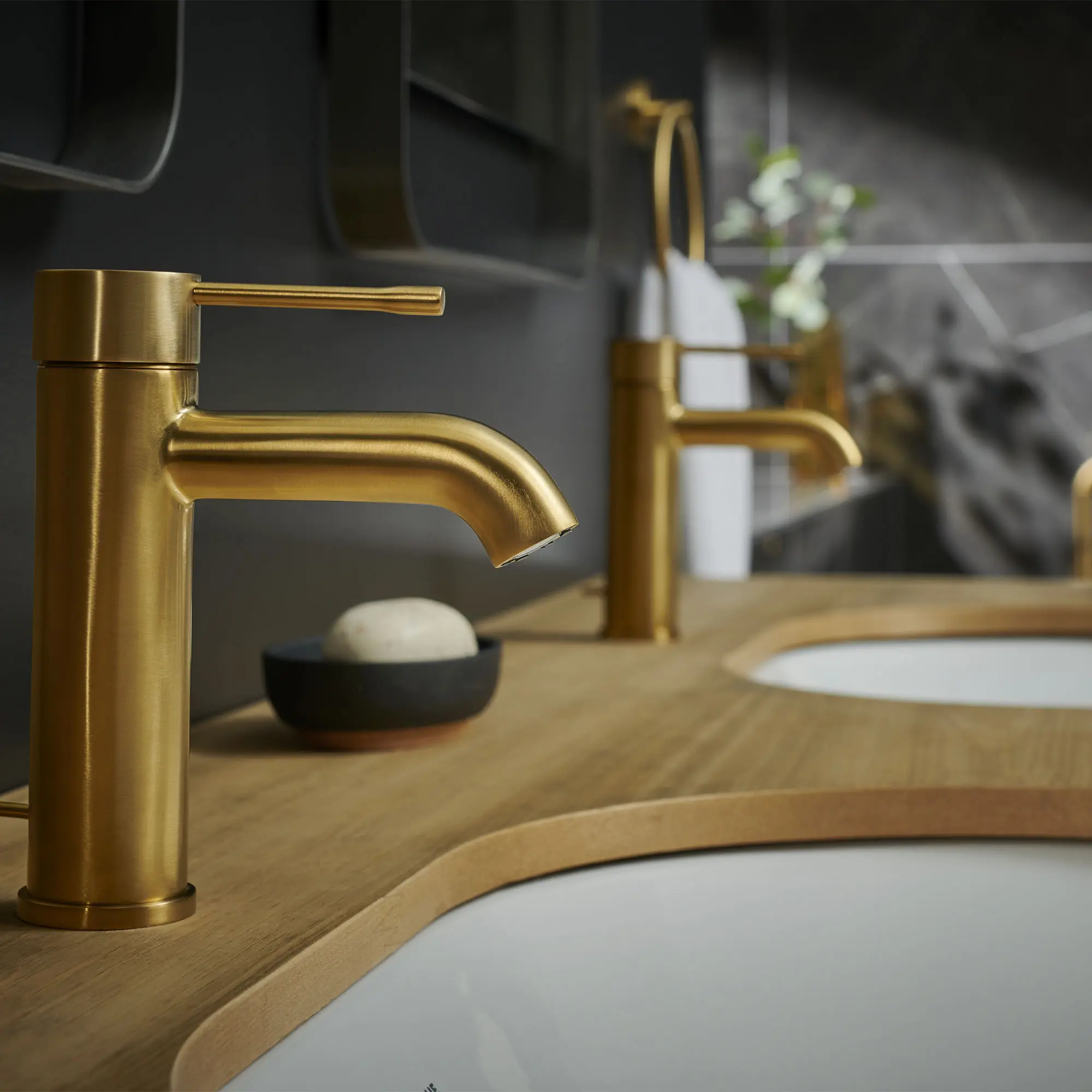 Single Hole Single-Handle S-Size Bathroom Faucet, 1.2 GPM (4.5 L/min) - Image 23