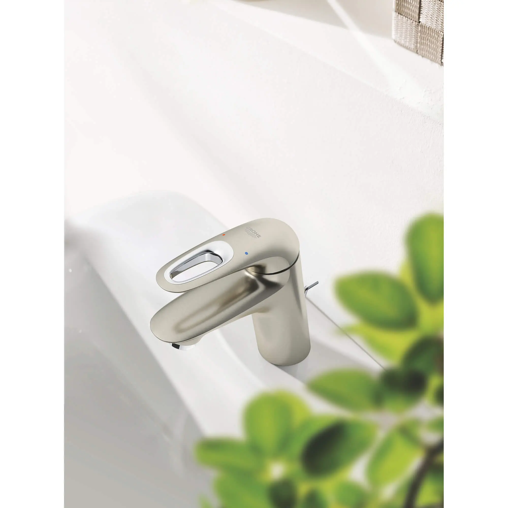 Single Hole Single-Handle S-Size Bathroom Faucet 1.2 GPM - Image 5