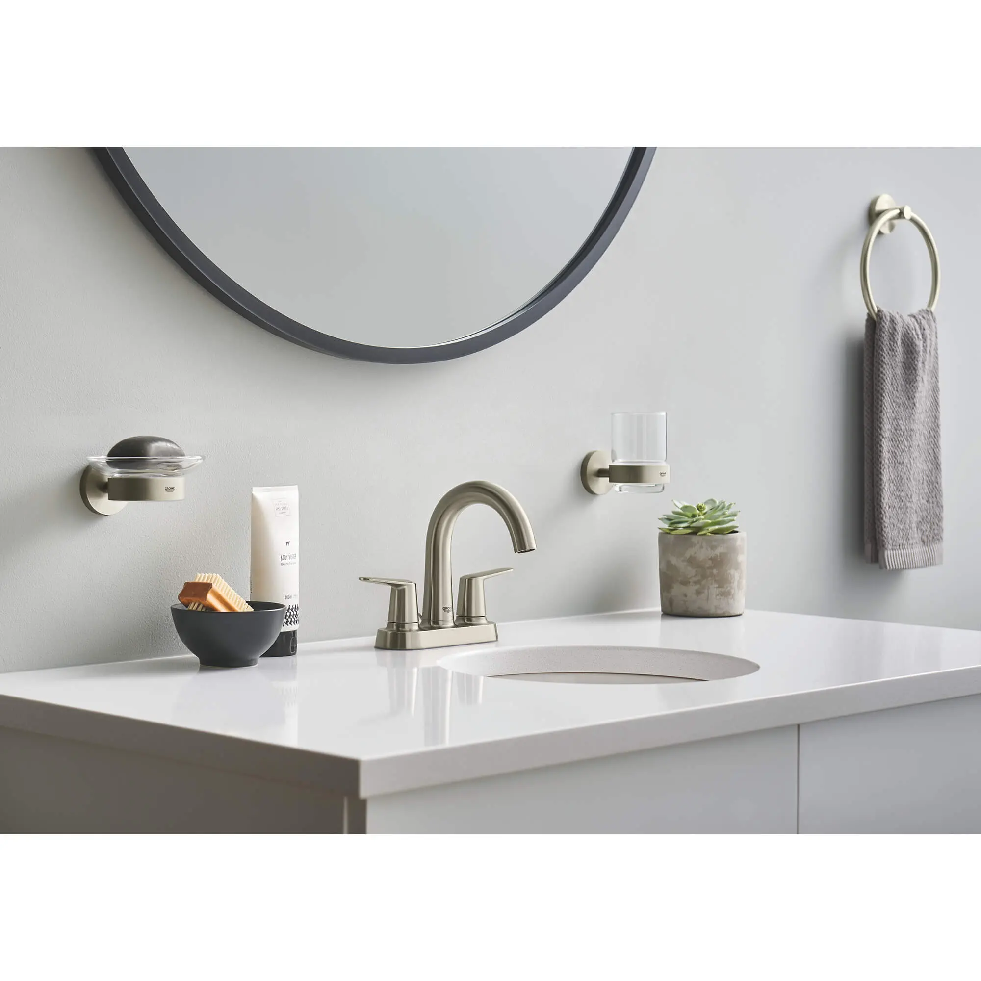 Veletto 2-handle 4" Centerset Bathroom Faucet, 1.2 GPM (4.5 L/min) - Image 13