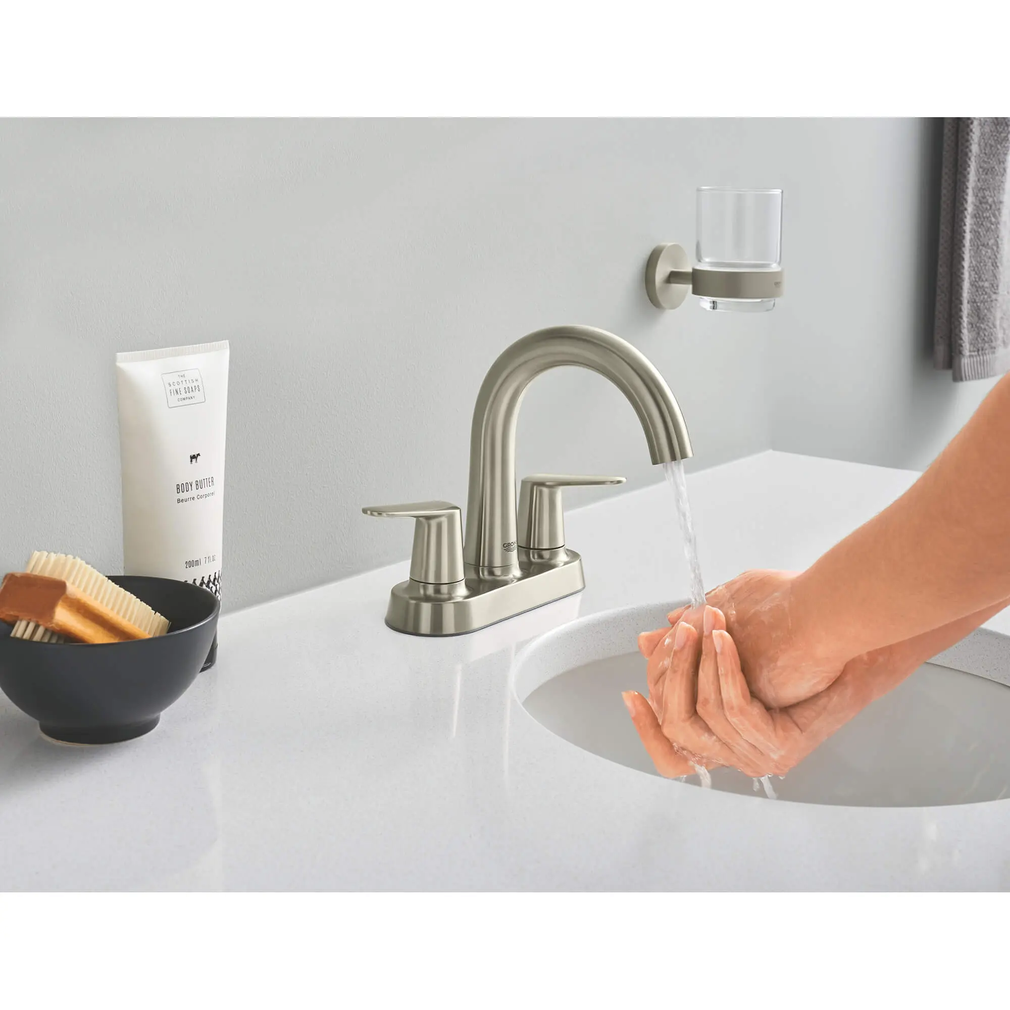 Veletto 2-handle 4" Centerset Bathroom Faucet, 1.2 GPM (4.5 L/min) - Image 15