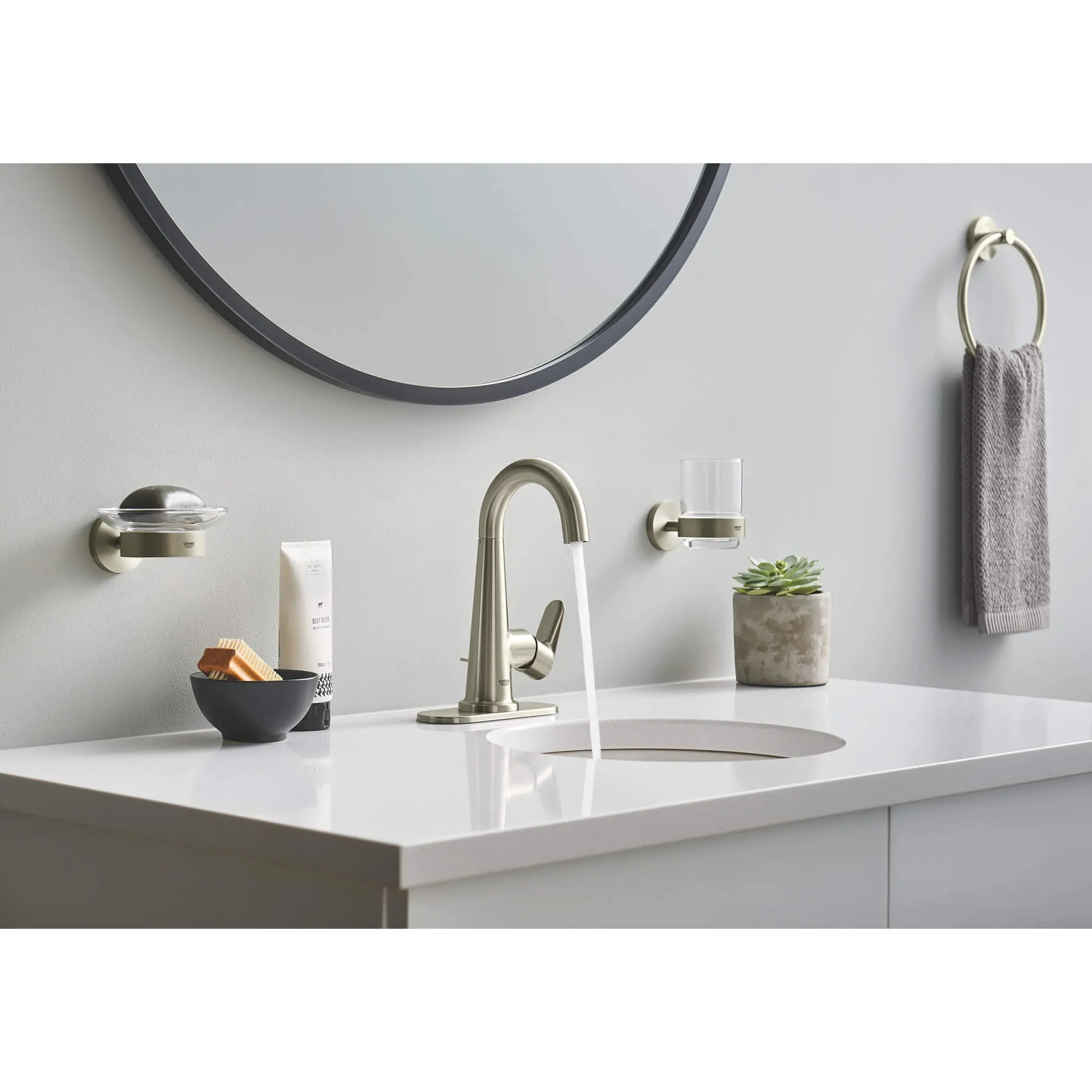 Veletto Single-Handle 4" Centerset Bathroom Faucet, 1.2 GPM (4.5 L/min) - Image 19
