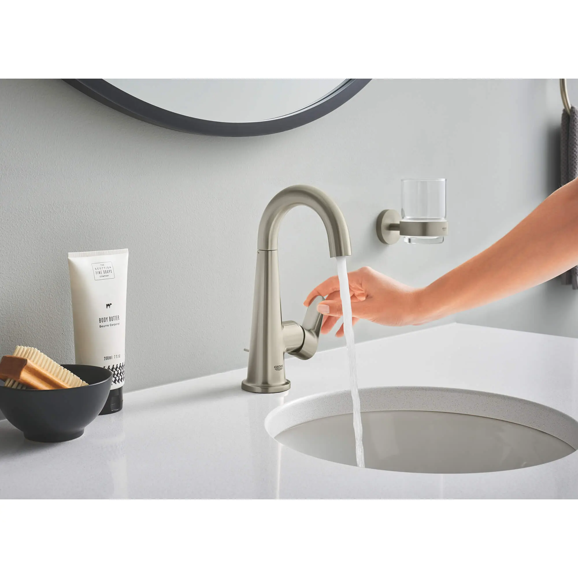 Veletto Single-Handle 4" Centerset Bathroom Faucet, 1.2 GPM (4.5 L/min) - Image 22