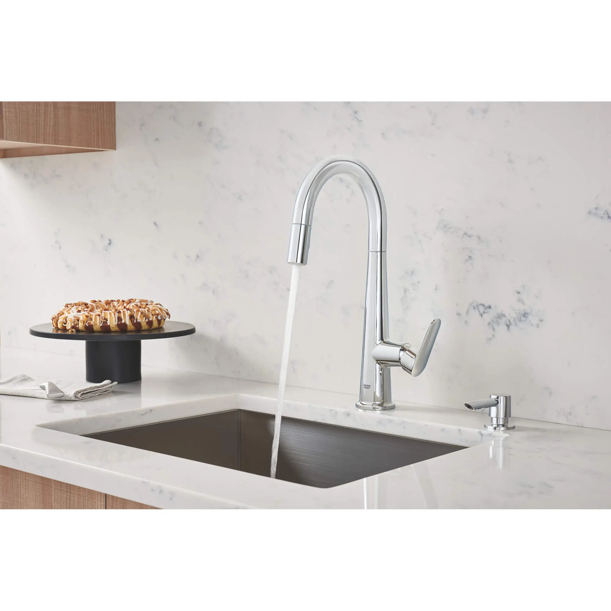 Veletto Single-handle Pull-down Kitchen Faucet - Image 14